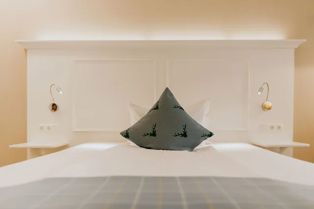 غرفة بسرير كوين بشرفة، Hotel Drei Quellen Therme 8/9