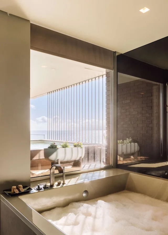 Pool, Suite, King Bed, Sofa، Saccharum Resort by Savoy Signature 2/3