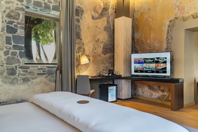 غرفة ديلوكس بسرير كينج بإطلالة على الفناء، Cartesiano Boutique & Wellness Hotel 2/3