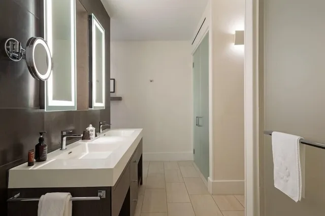 غرفة بسرير كينج بإطلالة على الحديقة بشرفة، Hotel Cerro 5/5