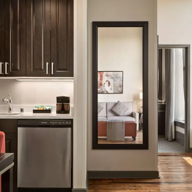 جناح بسرير كينج بغرفة نوم واحدة مع أريكة، Homewood Suites By Hilton Milwaukee-Downtown 9/10