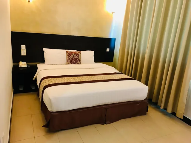 غرفة ديلوكس بسرير كينج، My Inn Hotel 1/1