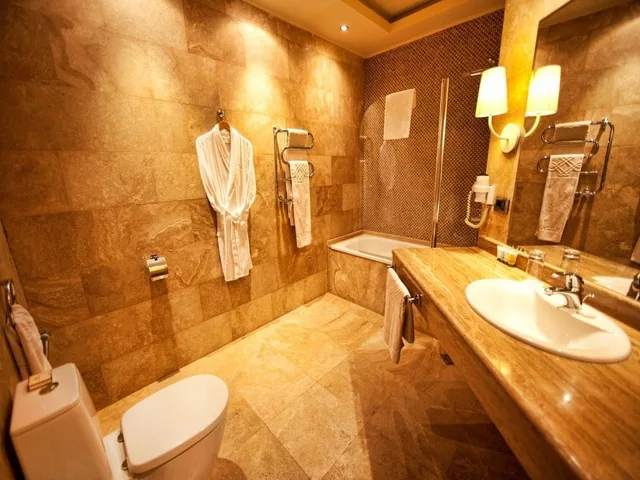 غرفة ديلوكس بسرير كينج، National by Stellar Hotels, Yerevan 5/8