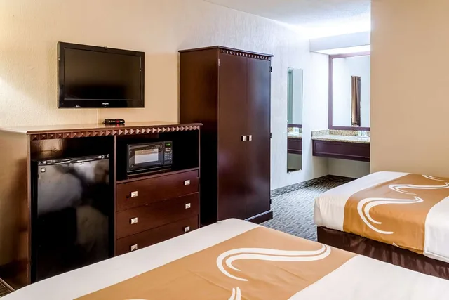 غرفة بسريرين مزدوجين للمدخنين، Quality Inn Moss Point - Pascagoula 4/6