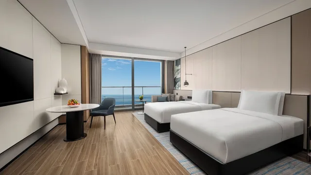 Standard, 2 Double Beds, Ocean Front, High Floor, Crowne Plaza Sanya Yazhou Bay by IHG 3/6