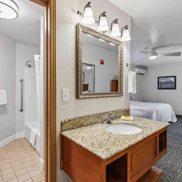 Room, Double Bed, Bay View، Edgewater Hotel Seward 10/10