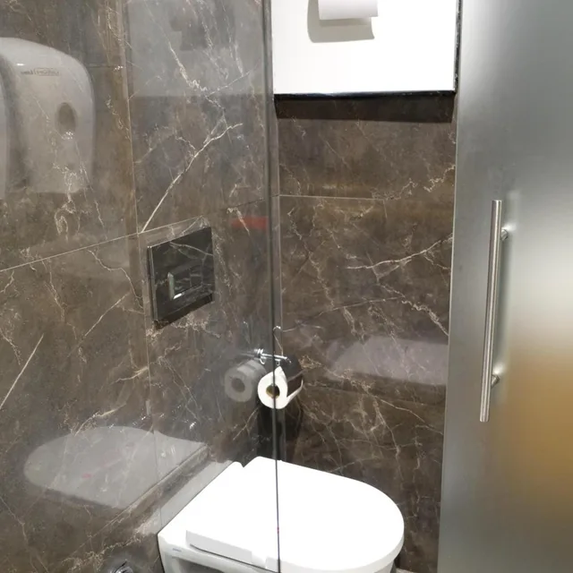 جناح تنفيذي، Upper House Hotel 7/10