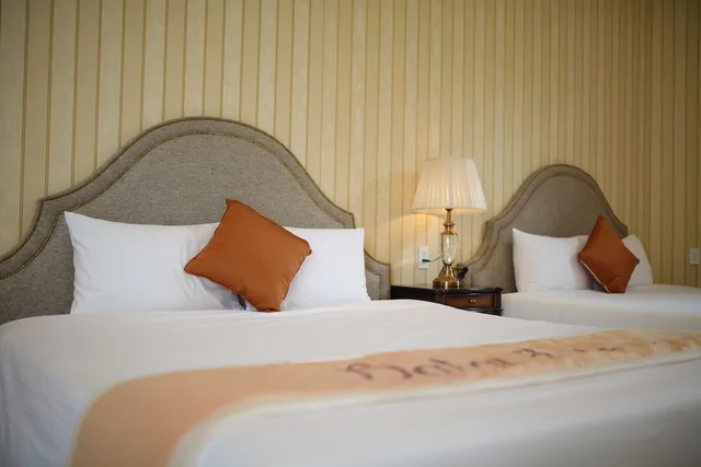 Room, Queen Bed, Garden View, Deluxe Building، Dalat Edensee Lake Resort and Spa 2/6