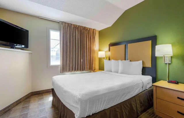 جناح بسرير كوين بغرفة نوم واحدة، Extended Stay America - Providence - Airport 3/8