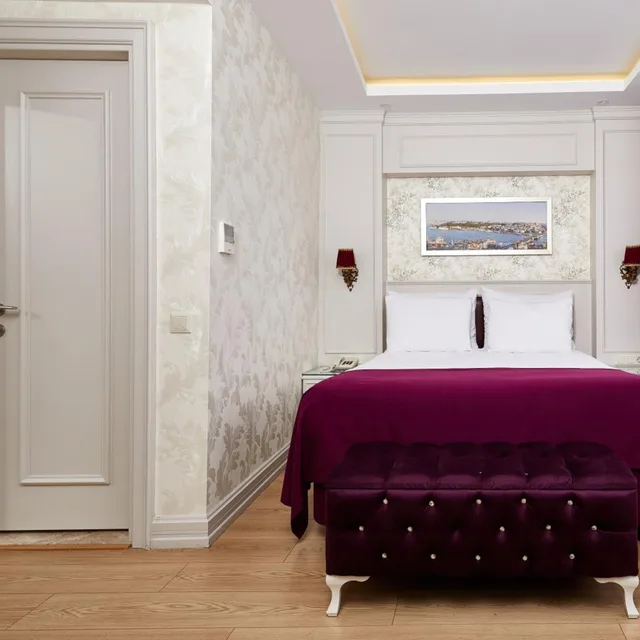 Superior, Double Bed, Albinas Hotel 5/8