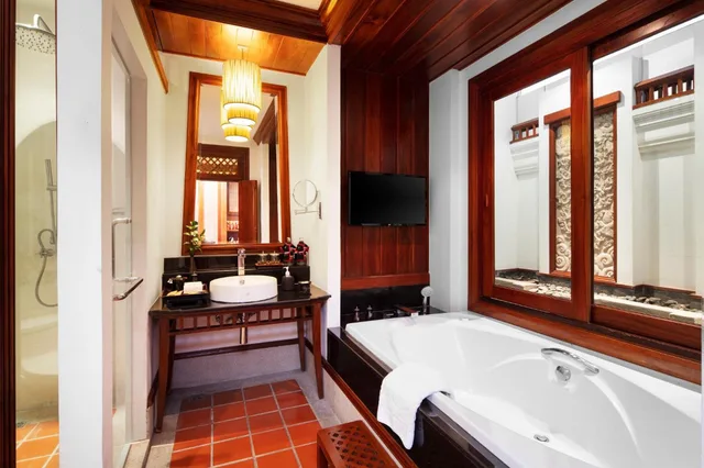 Deluxe, Double or Twin Bed, Balcony, Ratilanna Riverside Spa Resort Chiang Mai 7/8