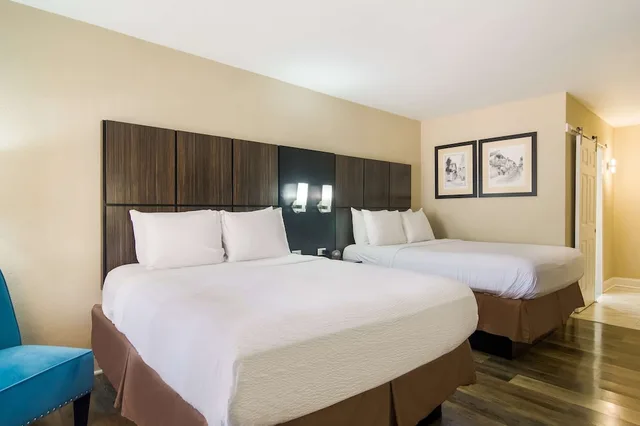 غرفة قياسية بسريرين كوين، Best Western Historic Bayfront 1/2