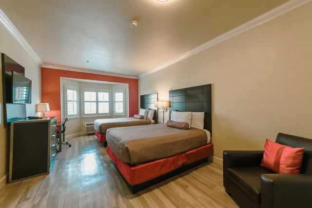 Room, Double Bed, Gateway Inn and Suites Hotel 1/2