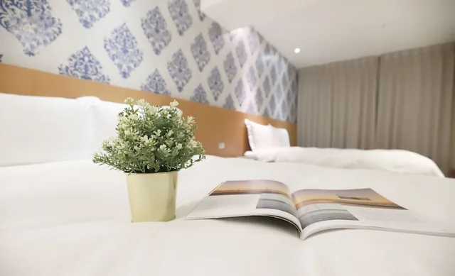 Economy, Quadruple, 2 Double Beds, No Window، Talmud Hotel Yi Zhong Branch 3/4