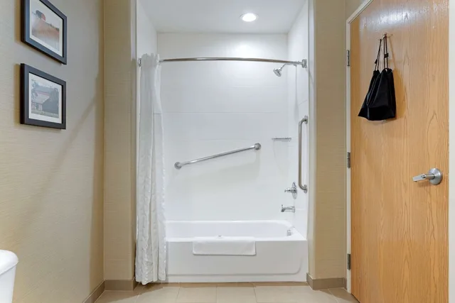 جناح مع أريكة، Comfort Suites Marysville Yuba City 5/5