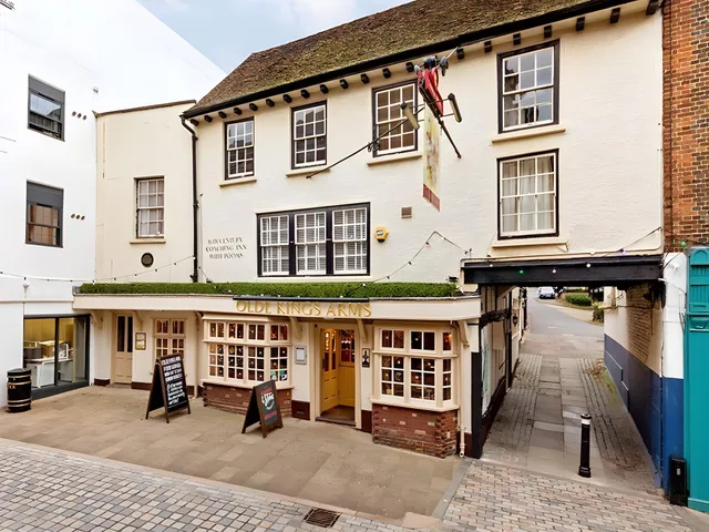 غرفة قياسية، The Olde Kings Arms 1/1