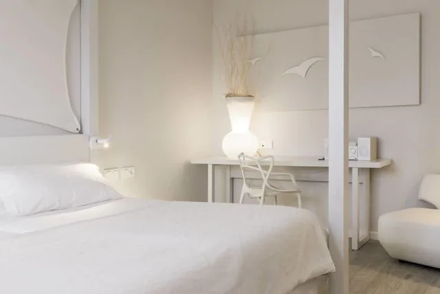 Superior, Double or Twin Bed, Terrace, Blanco Hotel Formentera 4/10
