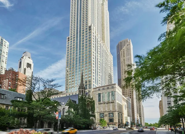 1 Bedroom, Suite, King Bed, Four Seasons Hotel Chicago 2/3