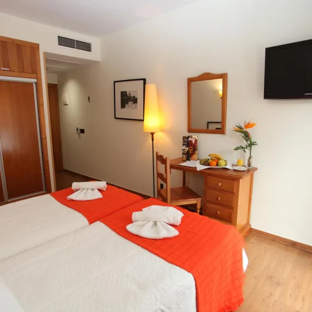 غرفة بسريرين منفصلين، Hotel La Bodega 3/6