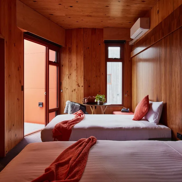 Pavilion، Iron Creek Bay Estate 2/6