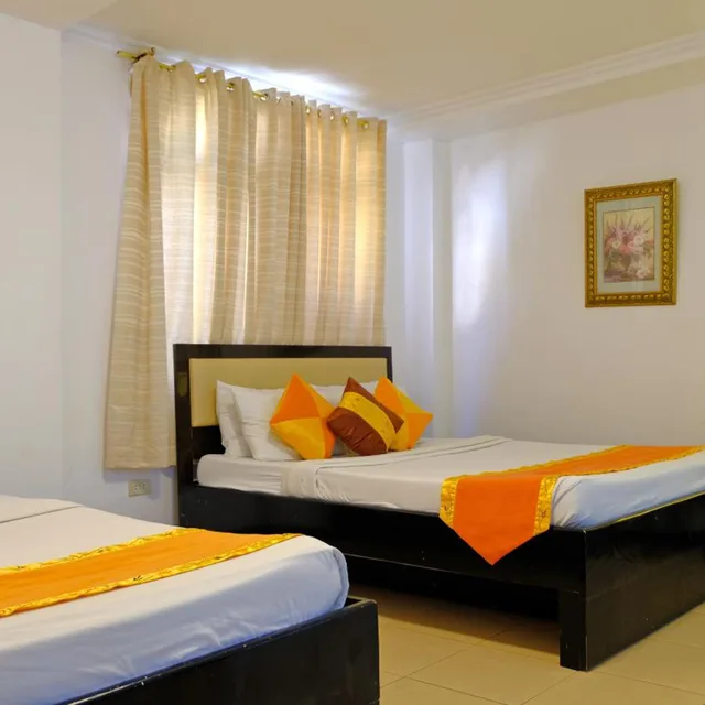 Pad, King Bed، Boracay Holiday Resort 3/10