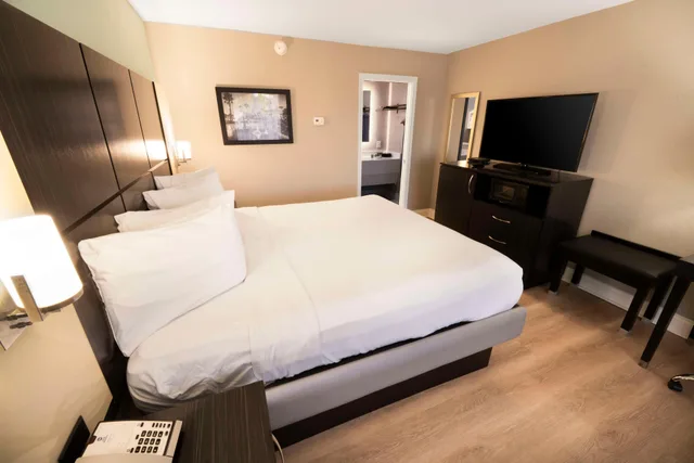 غرفة بسرير كينج لذوي الإعاقة، Best Western Historical Inn 4/7