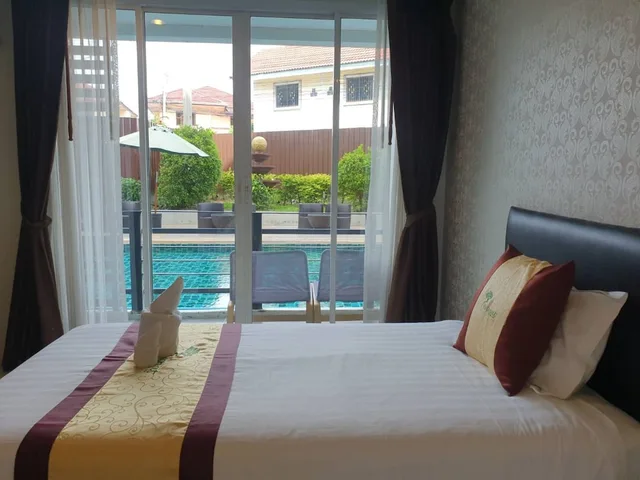 Superior, Single Bed, Pool Side، Retreat Resort Pattaya 5/10