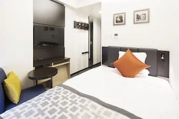 Semi Room, Standard, Double Bed، Hotel Mystays Shin Osaka Conference Center 1/3