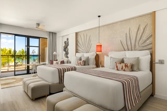 Junior Suite, Ocean Front, Dreams Playa Esmeralda Resort & Spa 1/4