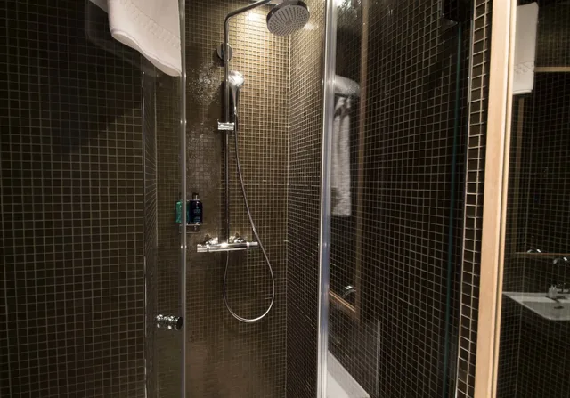 غرفة مريحة بسرير كوين، Mimi's Hotel Soho 4/4