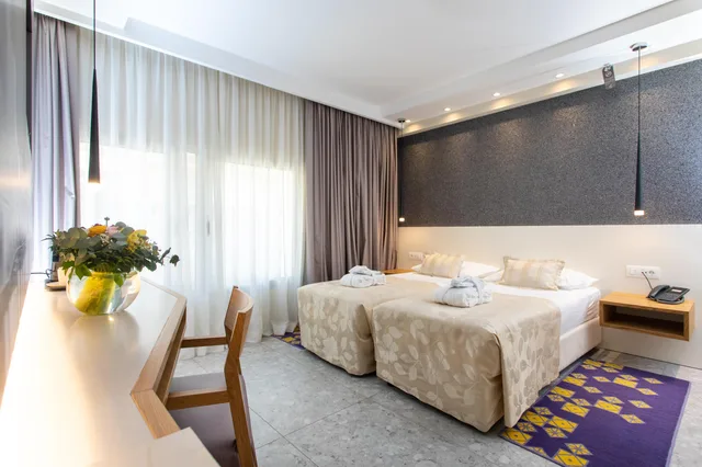 غرفة عائلية بغرفتي نوم، Lero Hotel 1/2