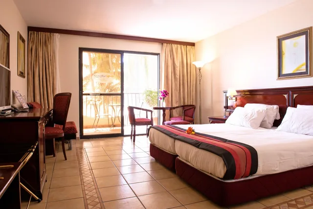 Deluxe, Triple, Ocean Bay Hotel and Resort 1/6