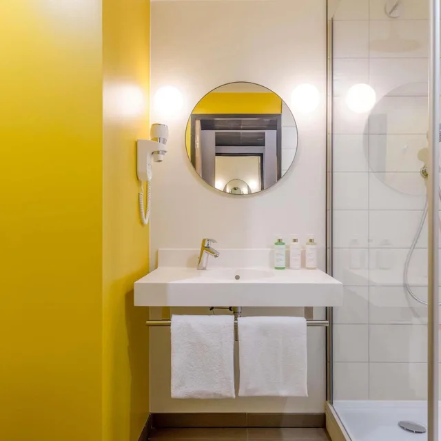 جناح عائلي بسرير مزدوج، Ibis Styles Paris Meteor Avenue D'italie 8/8