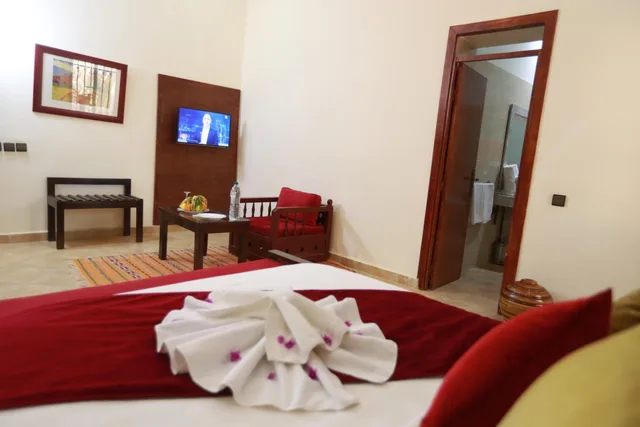 Double Bed, KASBAH TIZIMI 8/10