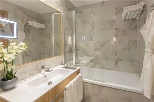 جناح بريميوم، Lamaraz Arts Hotel 2/2
