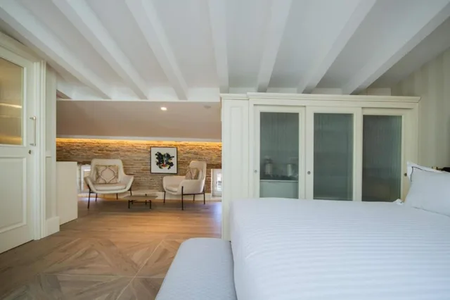 غرفة صغيرة بسرير كوين، MYR Palacio Vallier 1/8
