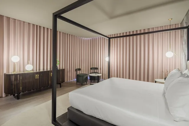 Suite, King Bed, Sofa, Azoris Royal Garden - Leisure & Conference Hotel 1/5