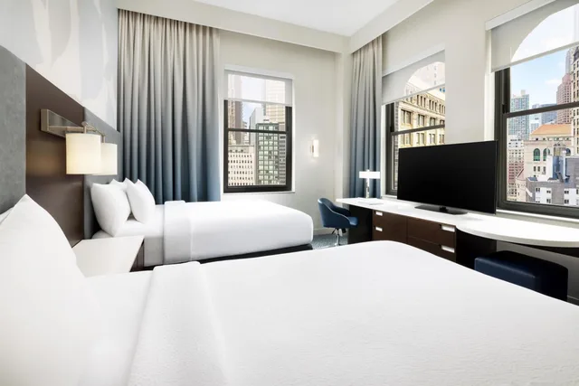 Studio, 2 Queen Beds, Partial City View, Bathtub, Accessible، Residence Inn by Marriott New York Downtown Manhattan/World Trade Center Area 1/6