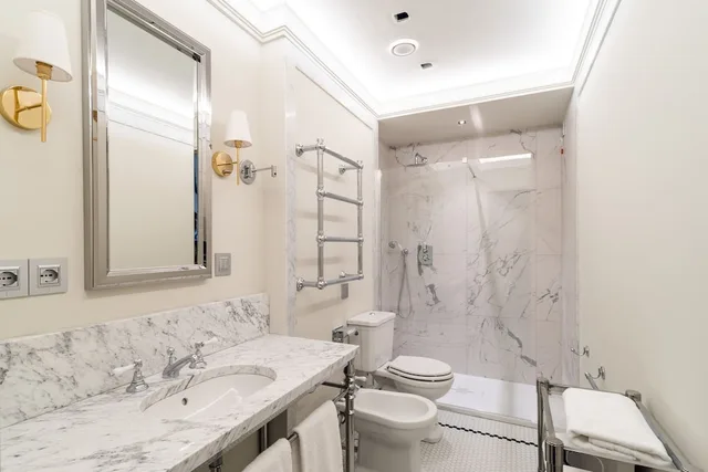 Deluxe, King Bed, Terrace, Room Mate Gran Filippo, Rome Fontana di Trevi 6/7