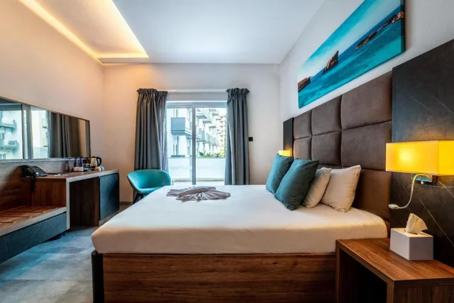 Triple room-Superior-Balcony Adults Only, Bora Bora Ibiza Malta - Adults Only 2/2