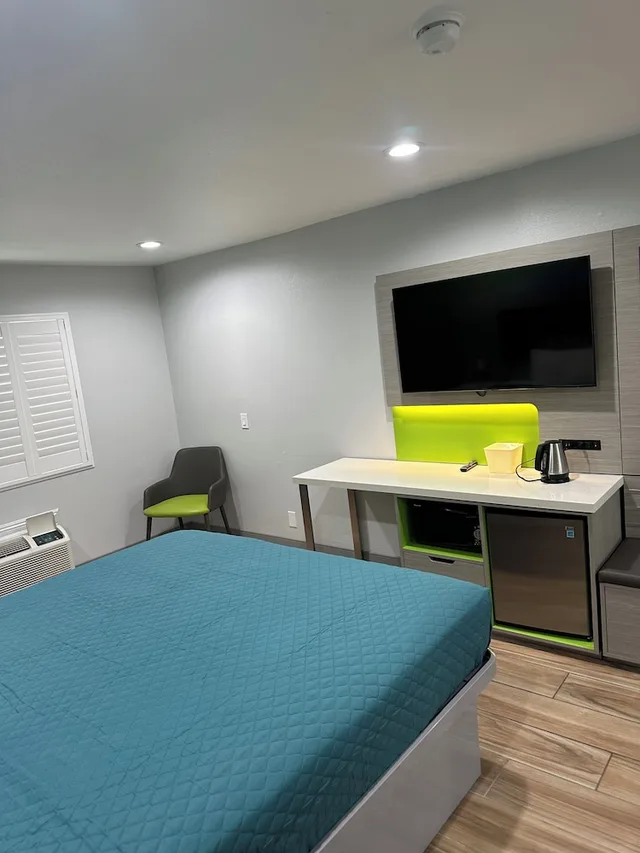 غرفة قياسية بسرير كينج، Garden Inn San Gabriel 7/10