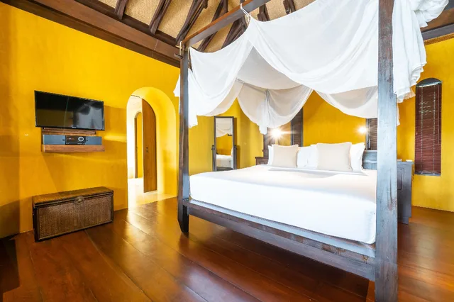 Garden Pool, Villa, King Bed, Paradee Resort 1/1