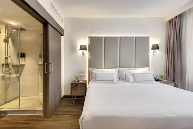 Grand, the Level, Premium, Twin Beds, Bathtub، Melia Madrid Serrano 3/10
