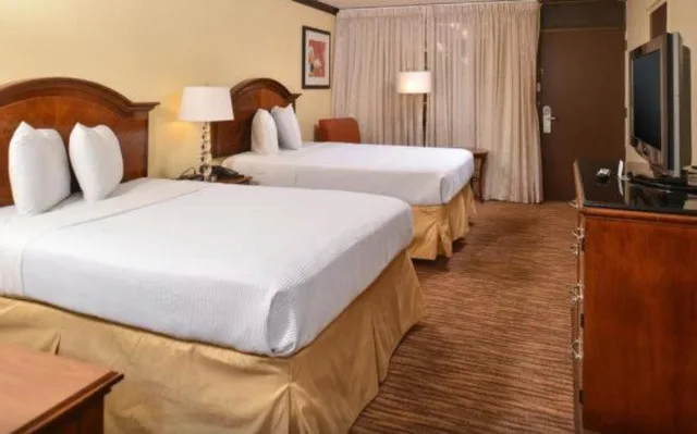 غرفة رباعية بسريرين كوين، Rodeway Inn Abilene 2/3