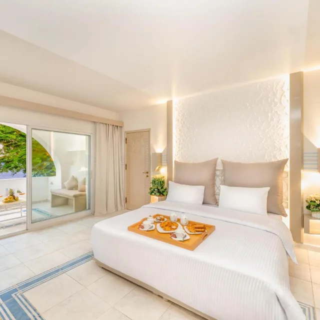 Aqua Marine, Double or Twin Bed, Beach Front، TOP Domina Coral Bay Resort 1/4