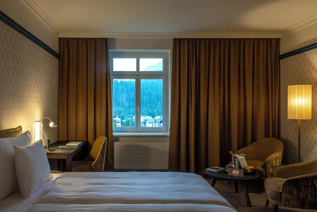 غرفة ديلوكس بسرير كينج، Cresta Palace 1/5