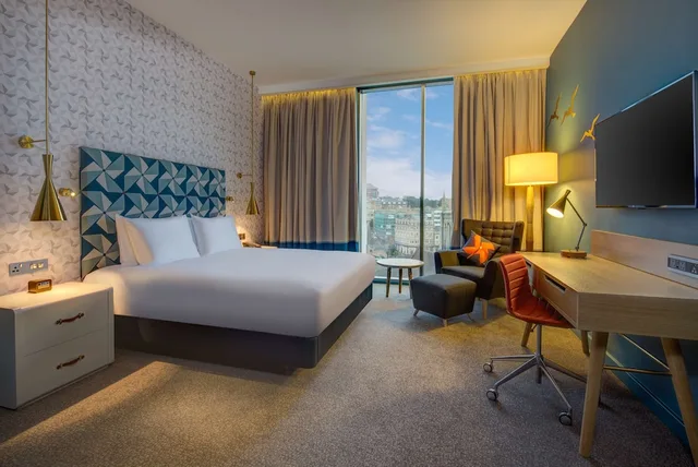Guest Room, King Bed, Hilton Bournemouth 19/20
