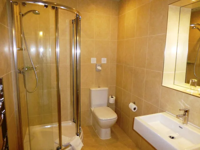 غرفة بسرير مزدوج بإطلالة على الحديقة، The Riverside House Hotel 2/2