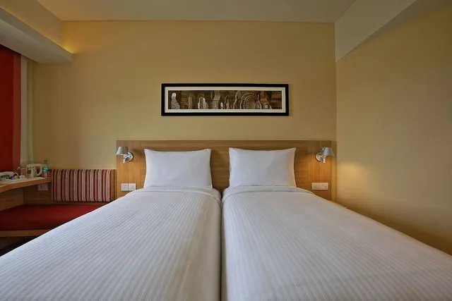 غرفة قياسية بسريرين منفصلين، Ibis Bangalore City Center 5/10