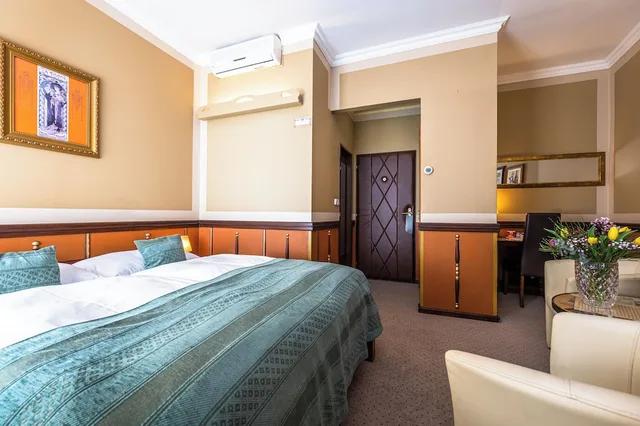 غرفة كلاسيكية بسرير كينج، HASTAL HOTEL 7/10